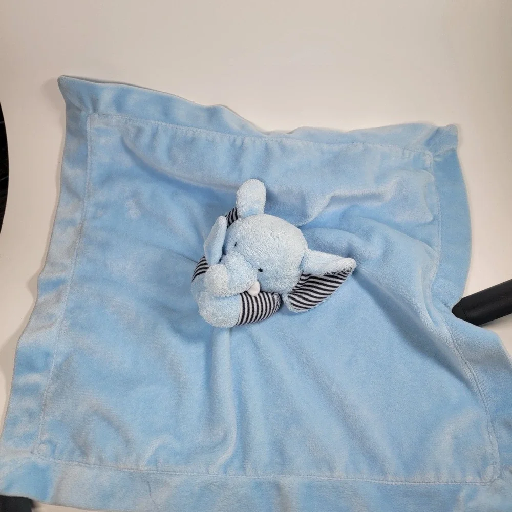 Carters‎ Baby Blue Elephant Lovey Rattle Security Velour Blanket Satin Lined
